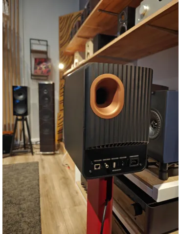 KEF LS50 Wireless II (damaged cabinet) - Active speakers - 1 2
