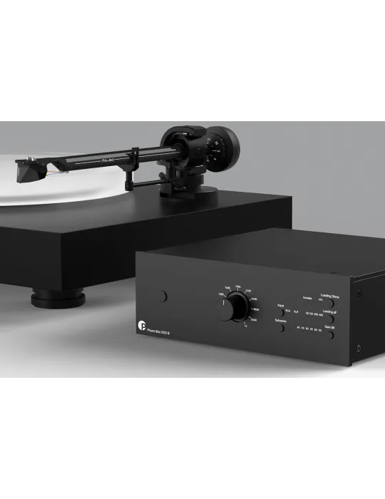 Pro-Ject Phono Box DS3B balanced phono pre-amp 