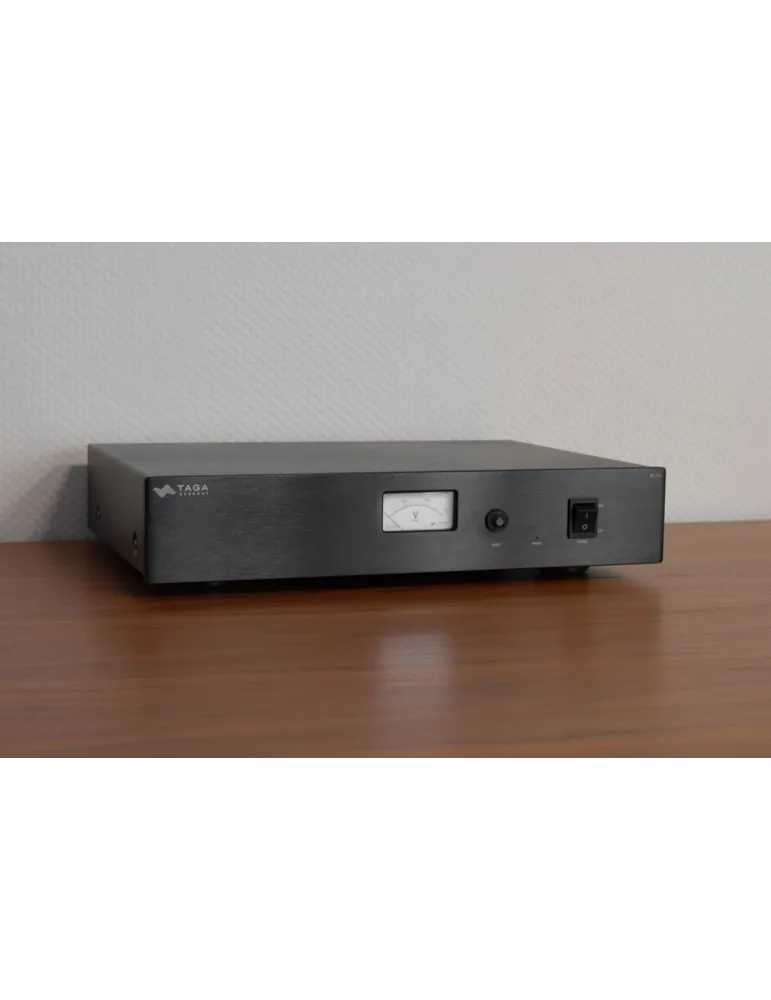 TAGA Harmony PF-2000 power filter - Power supplies - 3