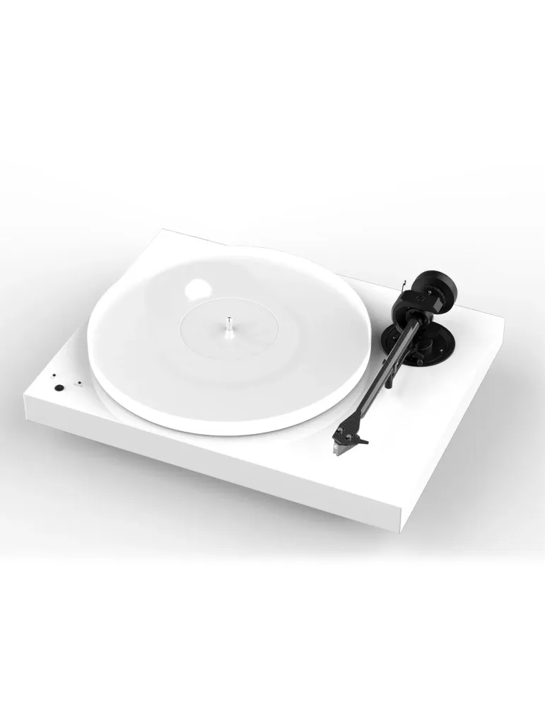 Pro-Ject X1 B balanced turntable 